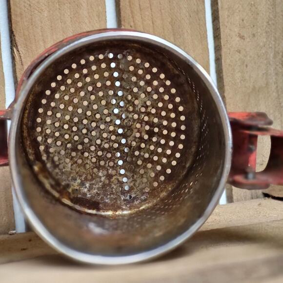 Vintage Ricer with Red Handle - Picture 8 of 9